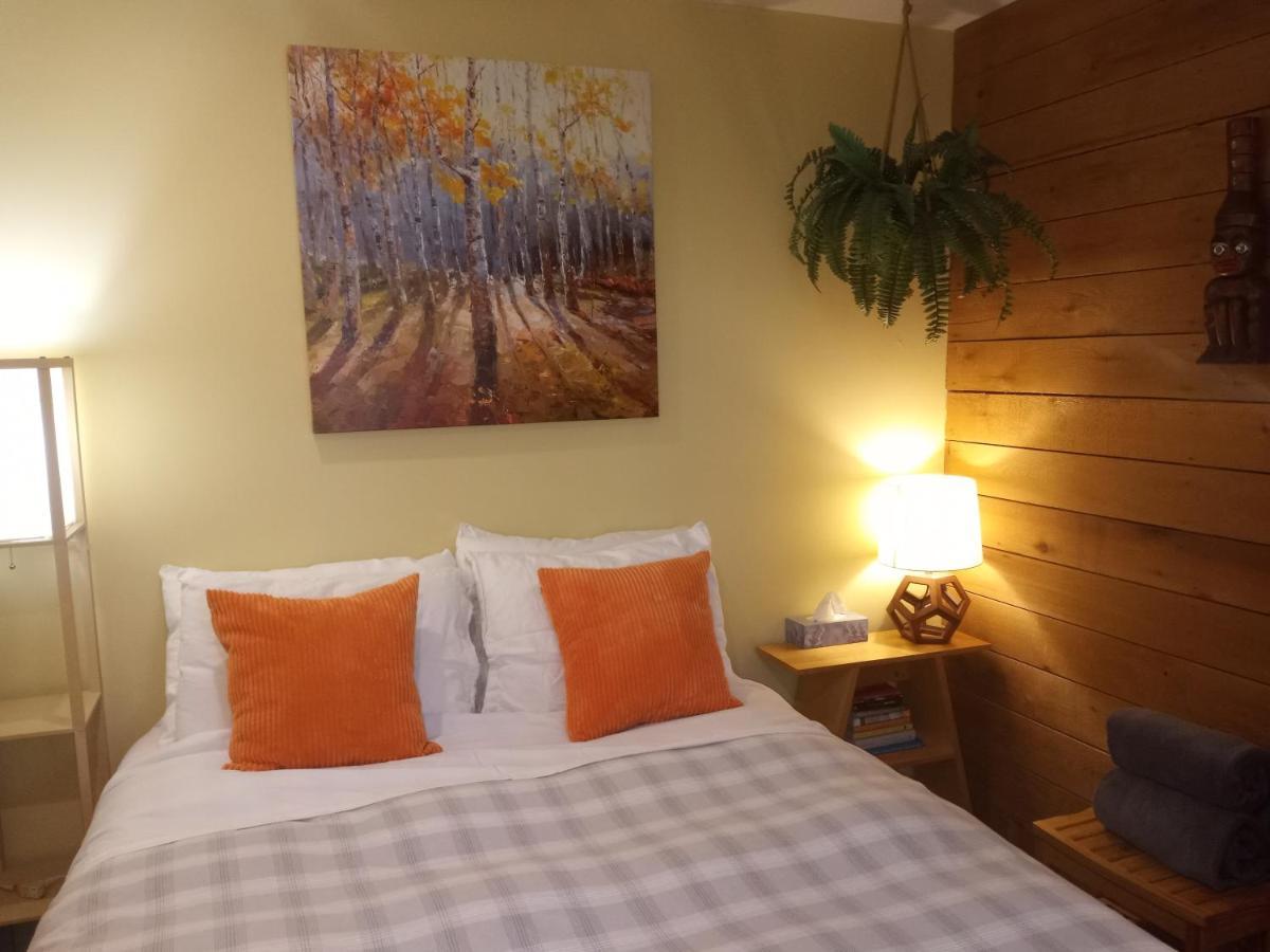 Forest Sweet Retreat Hot Tub & Wood Fired Sauna 尤克卢利特 外观 照片